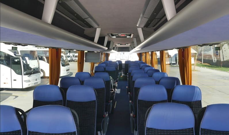 Switzerland: Coaches booking in Uri in Uri and Altdorf